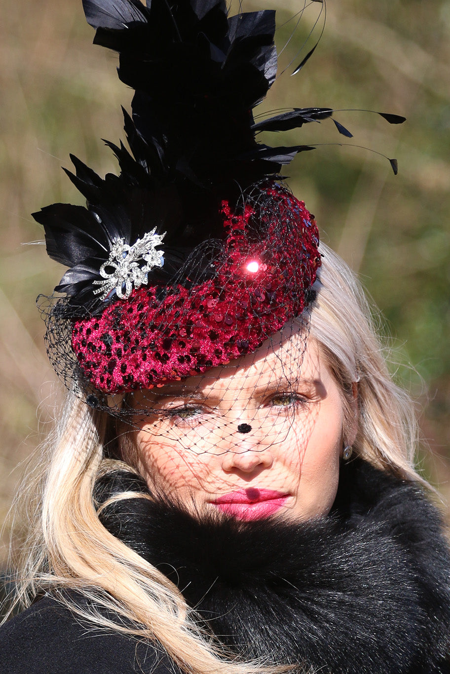Sequin Fascinator with Game Feather display