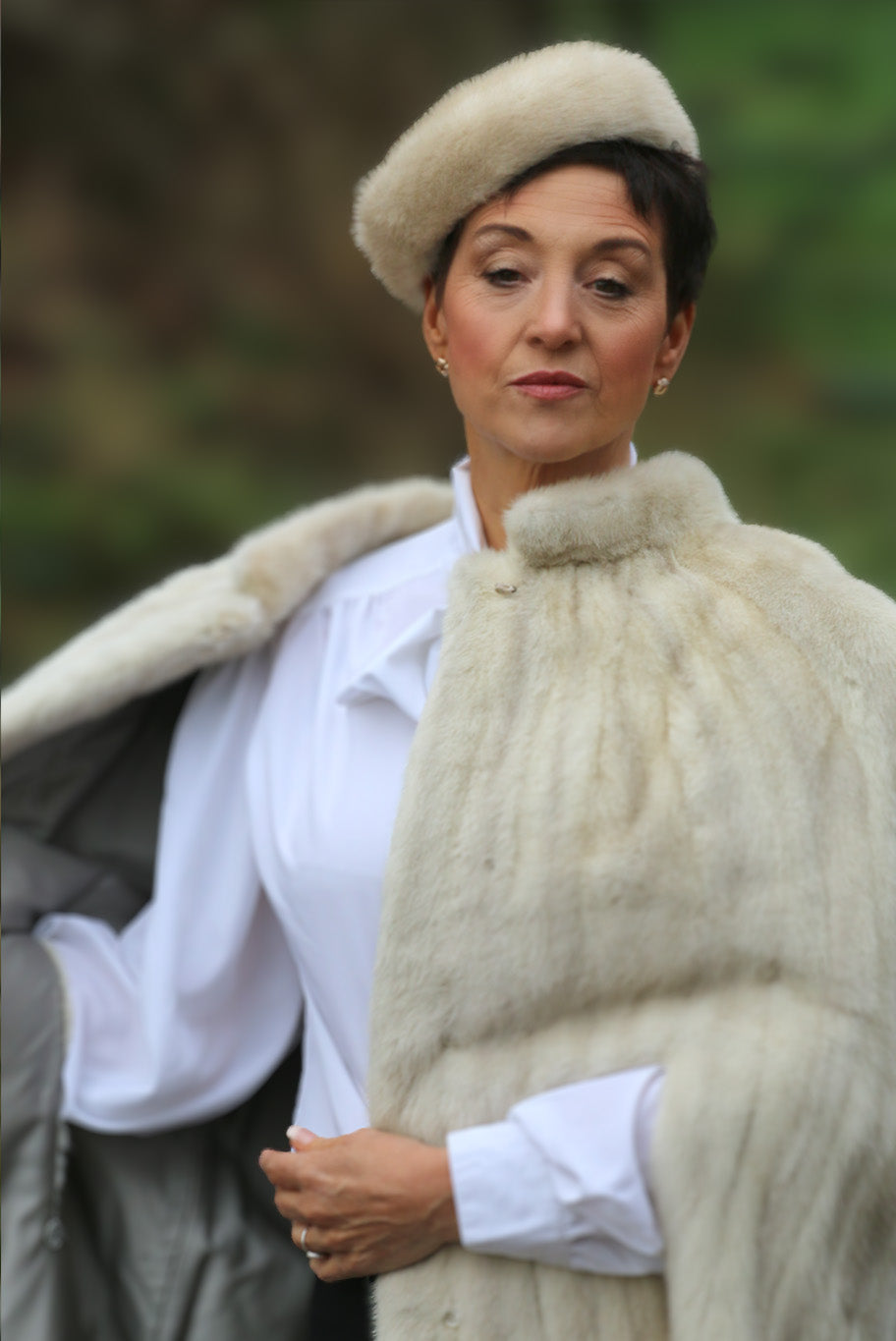 Vintage Cream Mink pill box style hat