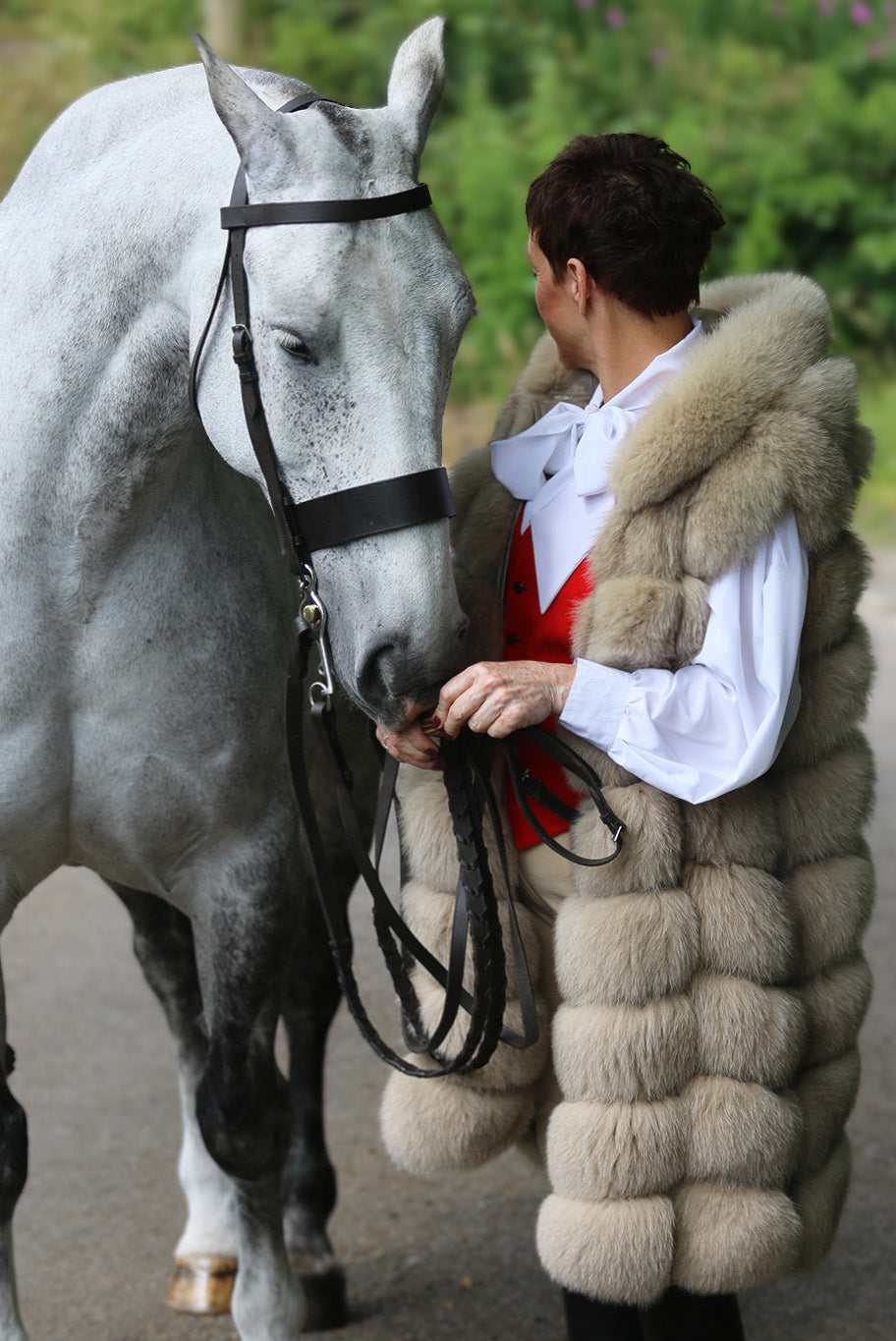 Vintage fox fur long gillet with detachable hood