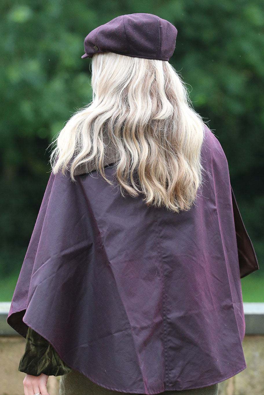 Wax round cape