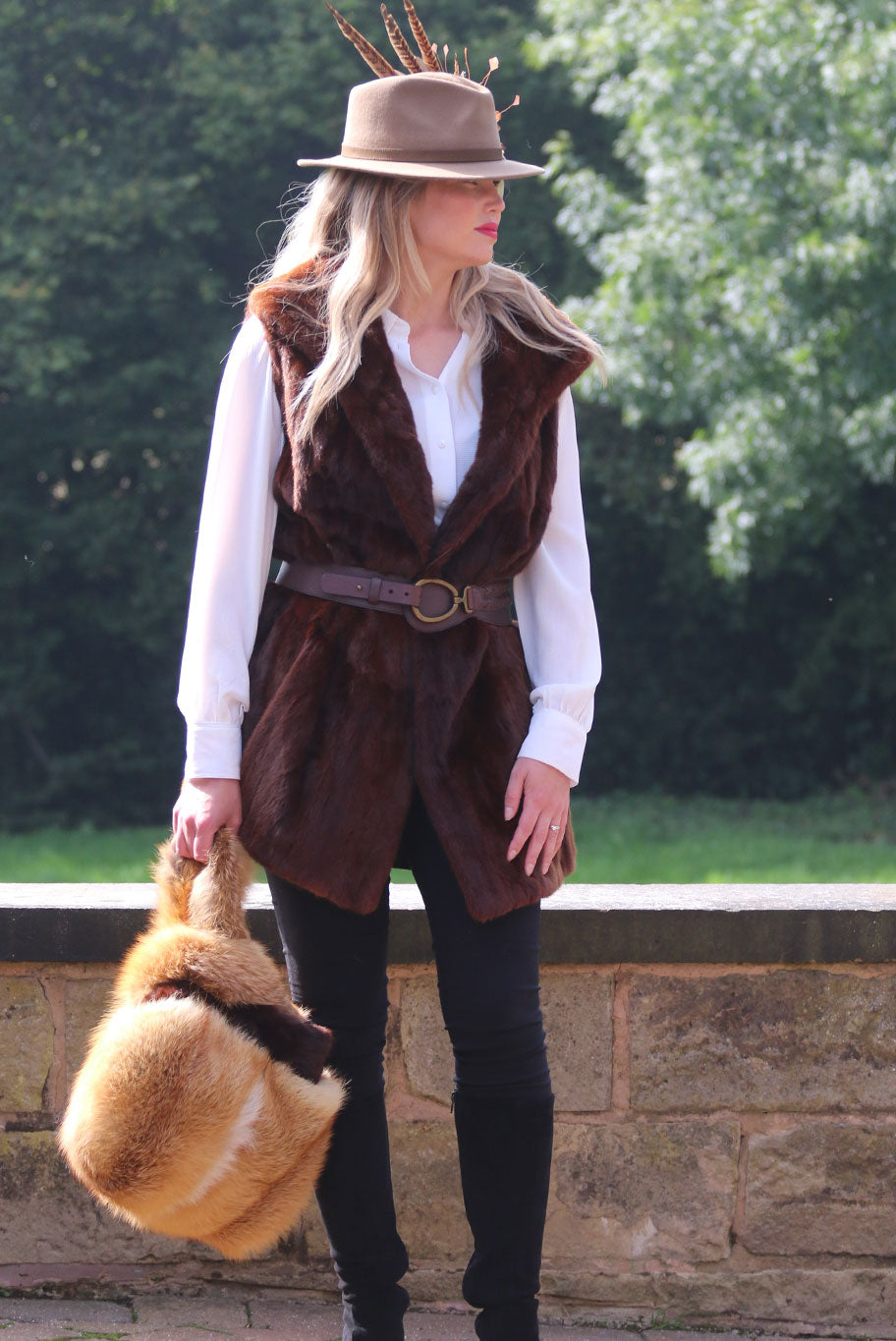 Vintage fur slouch bag