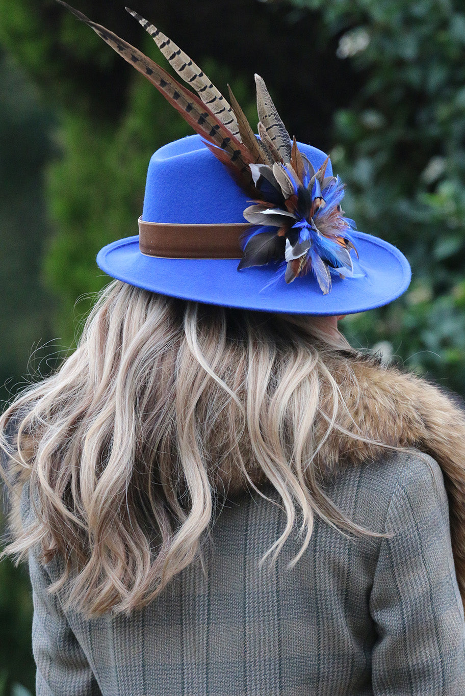 Fedora side sweep hat in cobalt blue