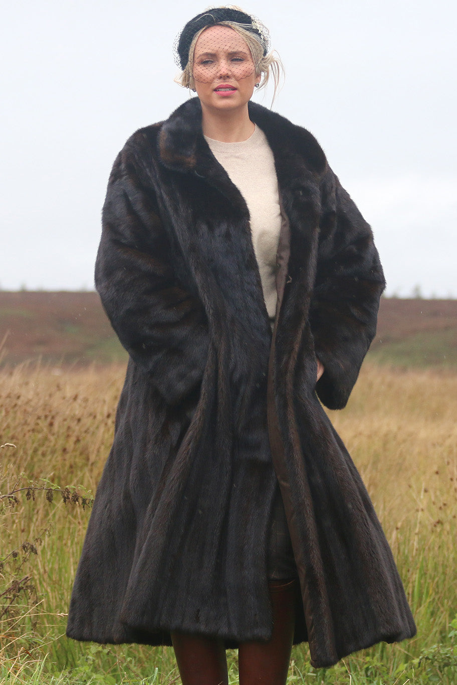 Vintage mink fur coat (v panel)