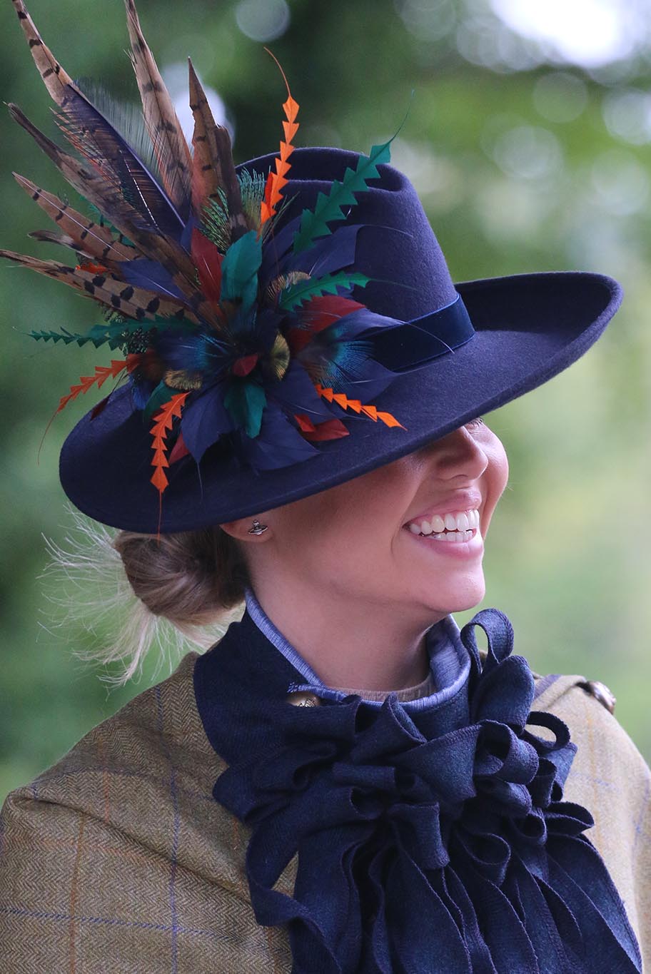 Navy Large Brimmed Side Sweep Fedora