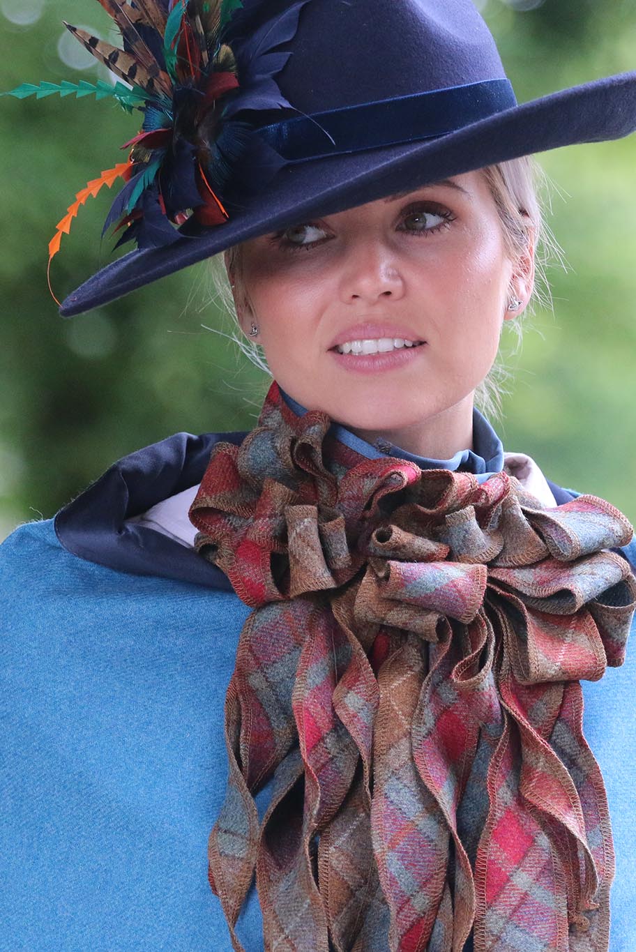 Navy Large Brimmed Side Sweep Fedora