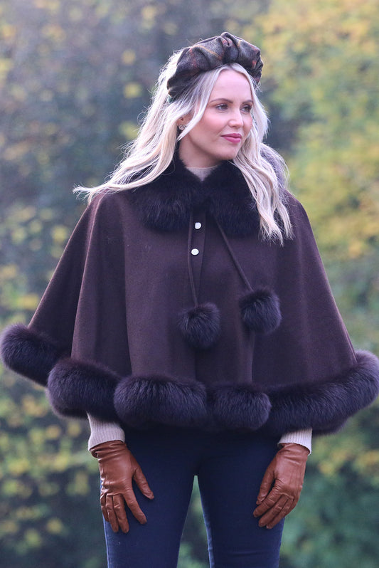 Cashmere wool cape with fox fur detailing