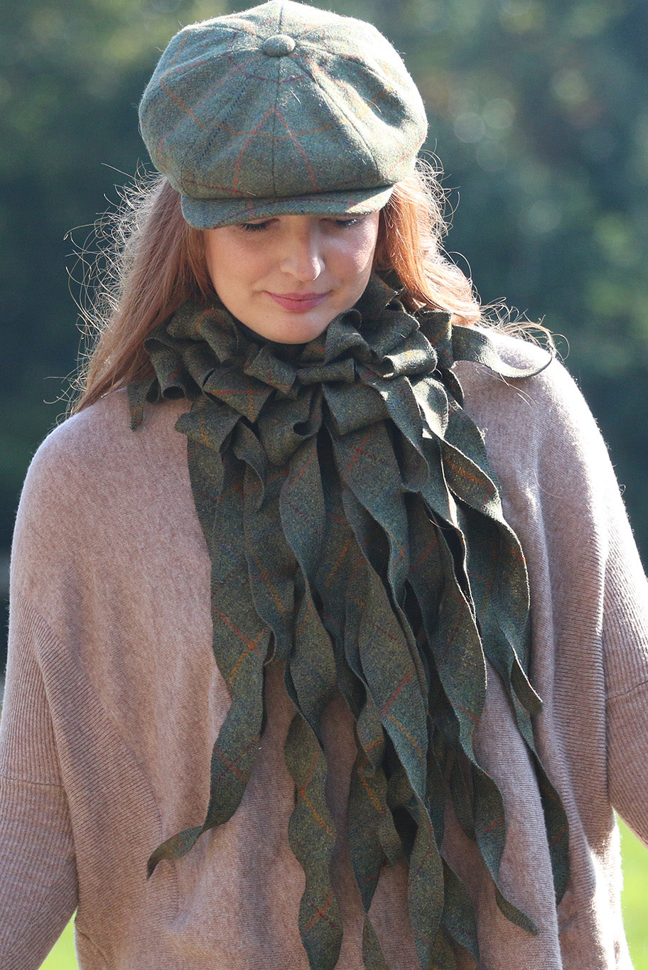 Lovat Tweed Wool Jabot