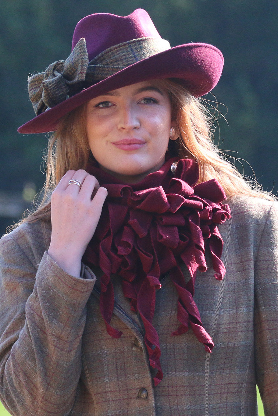 Luxurious Fleece Jabot in Mulberry