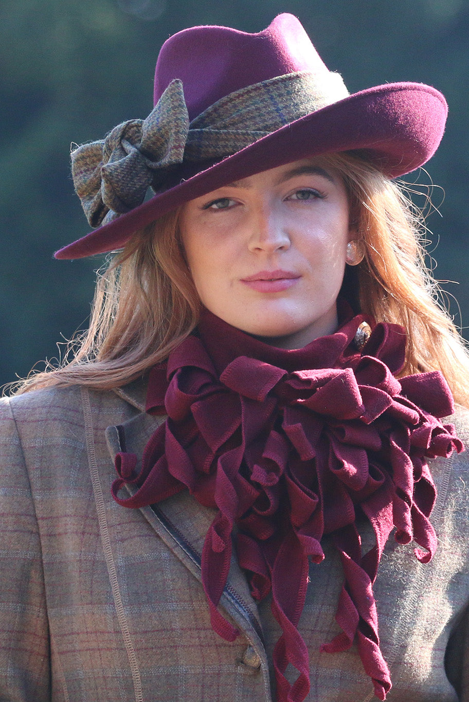 Luxurious Fleece Jabot in Mulberry