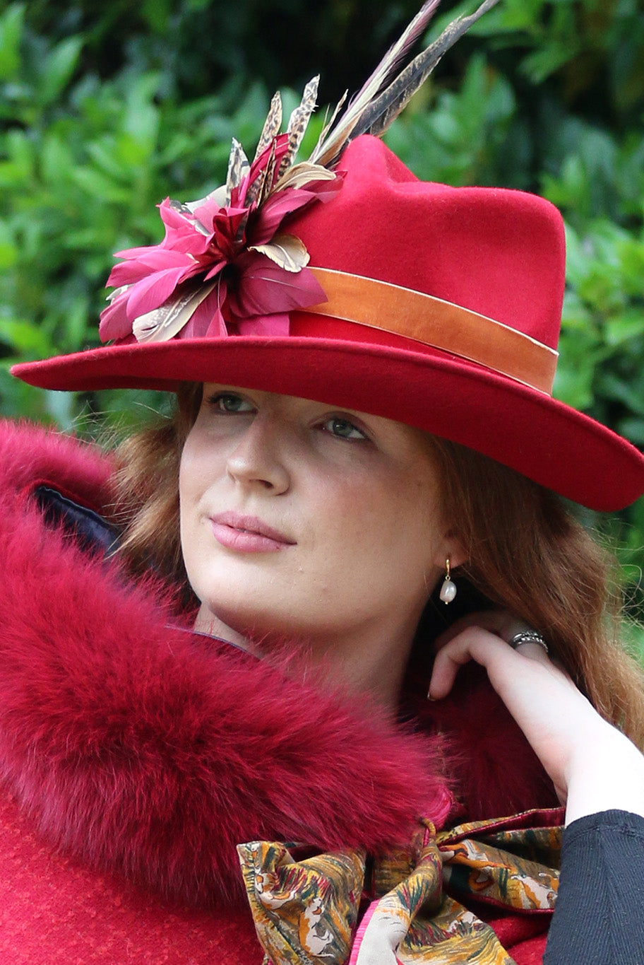 Side Sweep Fedora in deep red