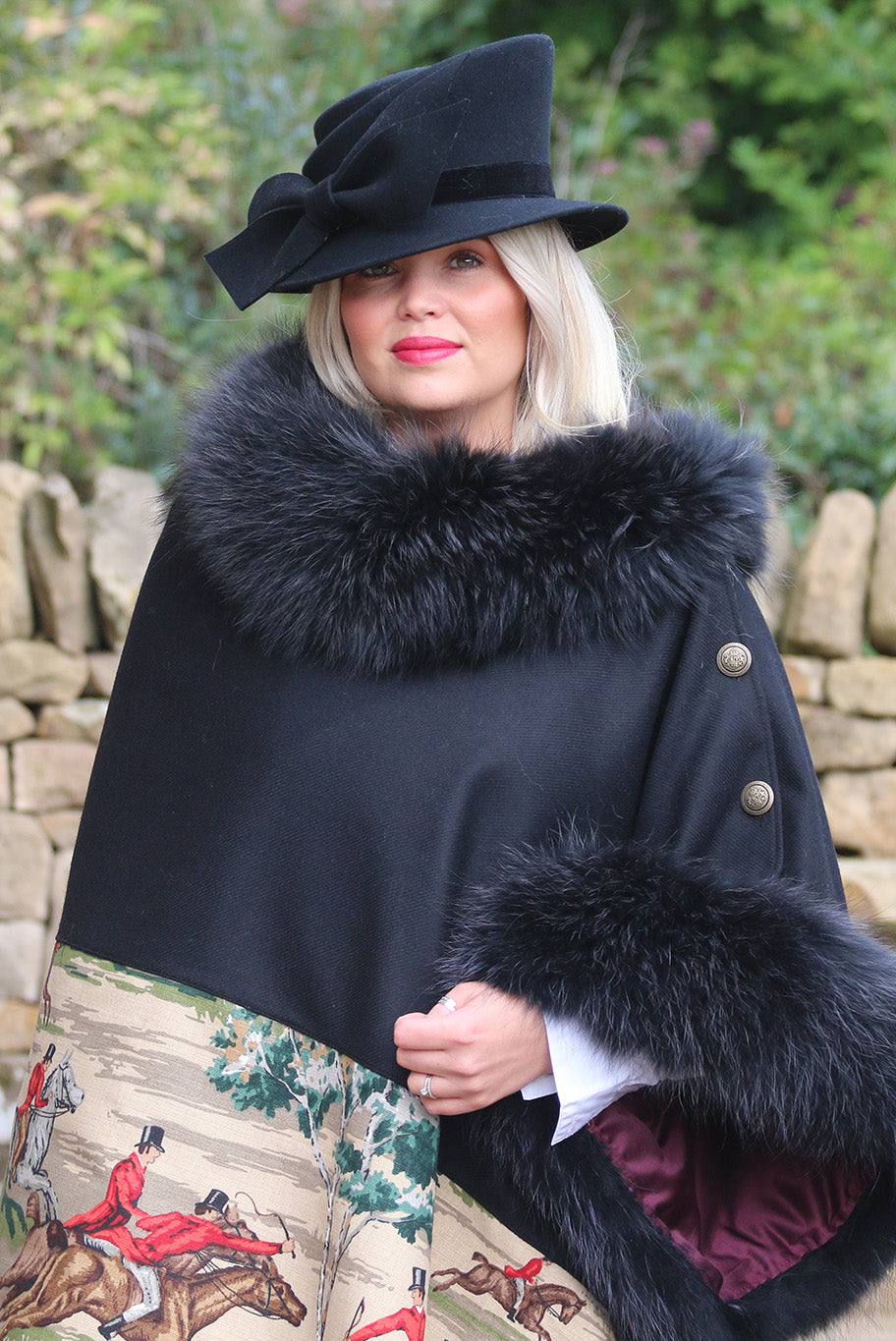 Classic Cheltenham Chase Cape