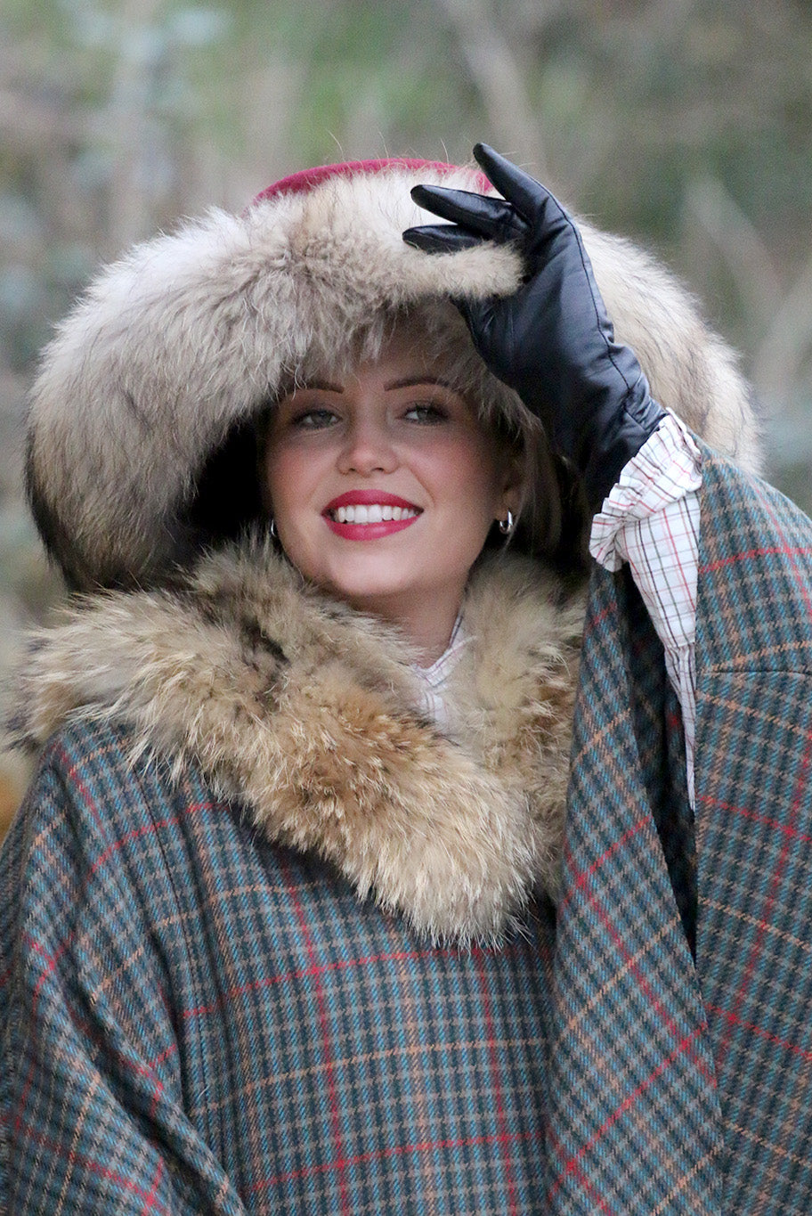 Broad brimmed Wool Hat with Fox Fur trim