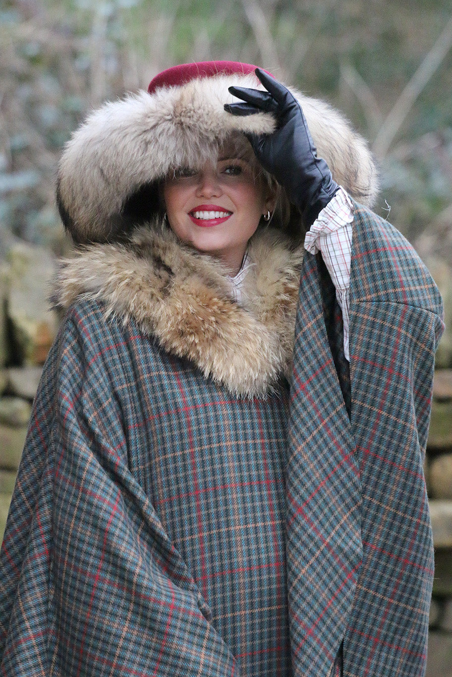 Broad brimmed Wool Hat with Fox Fur trim