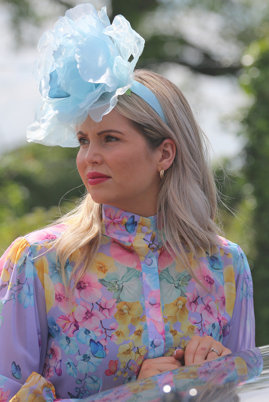 Summer Headpiece in Pale Blue
