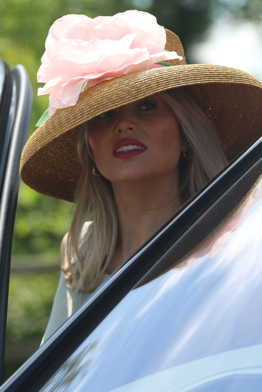 Summer Hat in Harvest Tan with Peach flower