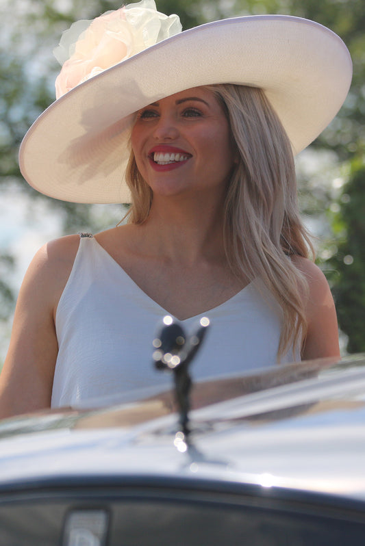 Summer Hat in Cream