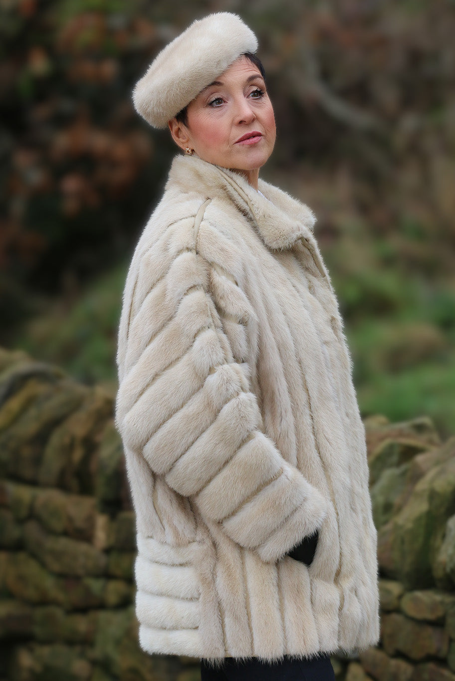 Vintage Cream Mink pill box style hat