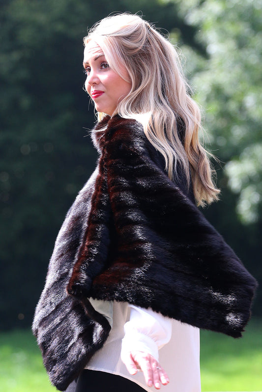 Vintage Black Excellence Mink fur Poncho