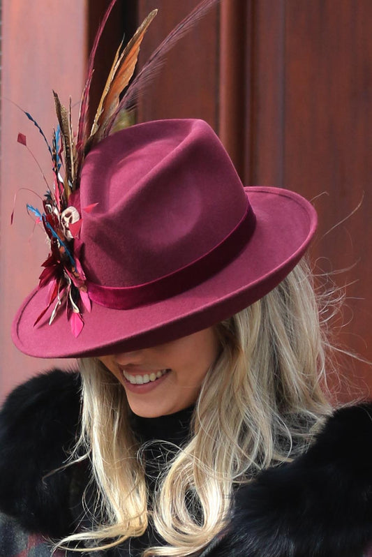 Side Sweep Fedora in claret